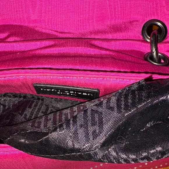 Kurt Geiger Hot Pink Quilted Chain-Handle Shoulder Bag - Picture 3 of 6